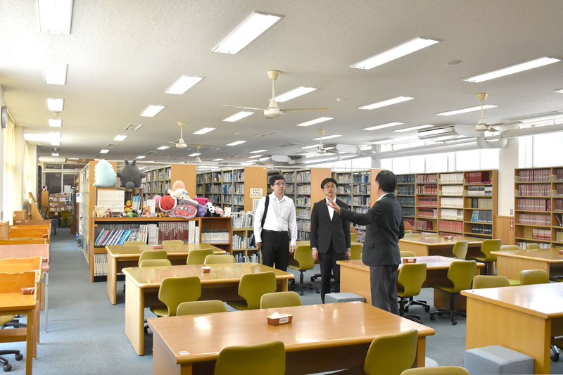川越女子高校 図書館